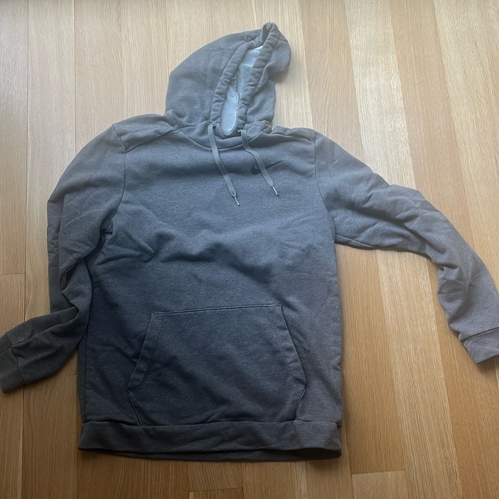 Nike sweatshirt